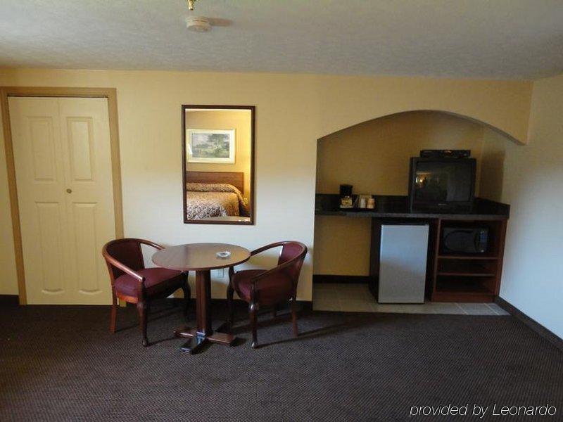 Budget Inn Columbus Lockbourne Habitación foto